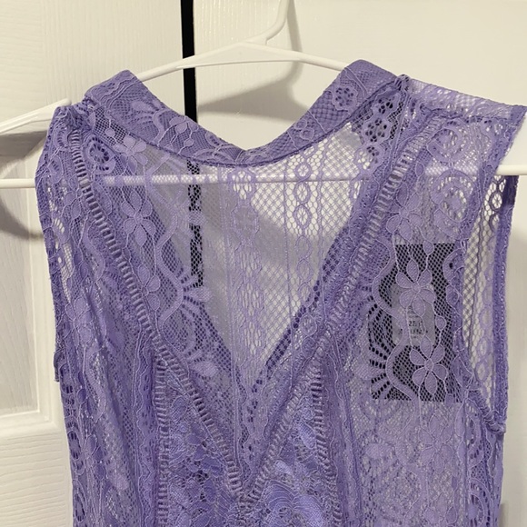 Lilac bodysuit - Picture 2 of 3